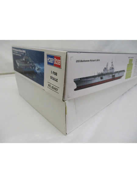 ミリタリープラモ 1/700 アメリカ海軍 強襲揚陸艦 ボノム・リシャールLHD-6