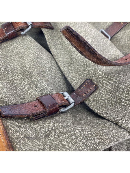OLD・VINTAGE リュックサック・バックパック スイス軍 60s ソルト&ペッパー