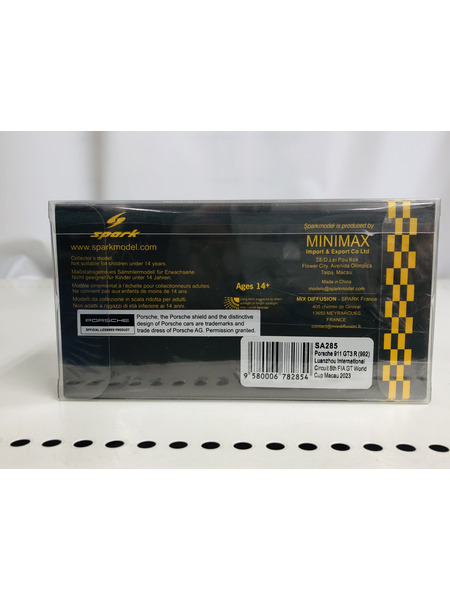 1/43スケールカー スパーク　1/43 ポルシェ　911 (992) 2023