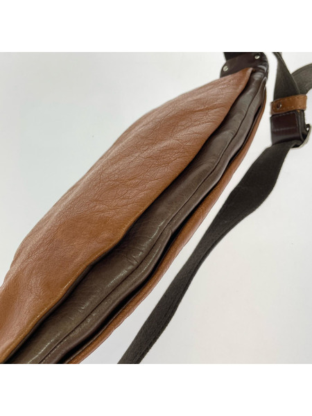 ボディバッグ kiefer neu レザーボディバッグ 茶
