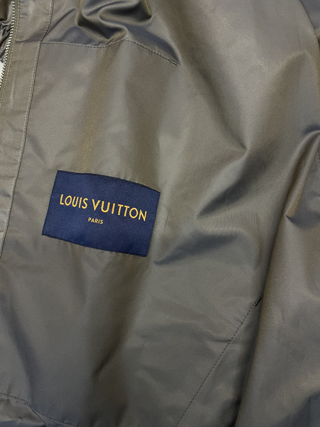 LOUIS VUITTON ロゴラインテープ ナイロンフーデッドコート 48 タマムシ RM181 FGX HEK98W