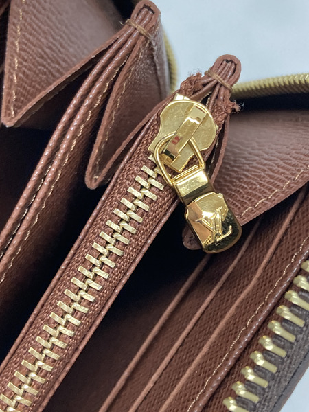 LV ジッピー・ウォレット 新型