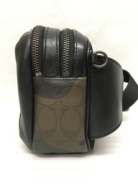 COACH 迷彩 ボディーバッグ