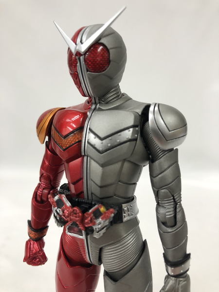 フィギュアーツ 真骨彫製法 仮面ライダーW ヒートメタル[値下]