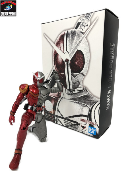 フィギュアーツ 真骨彫製法 仮面ライダーW ヒートメタル[値下]
