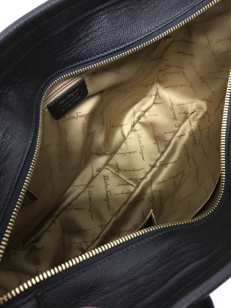 Salvatore Ferragamo レザートートバッグ 黒