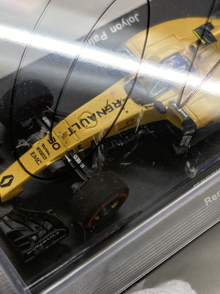 1/43 spark Renault R.S.16 Palmer
