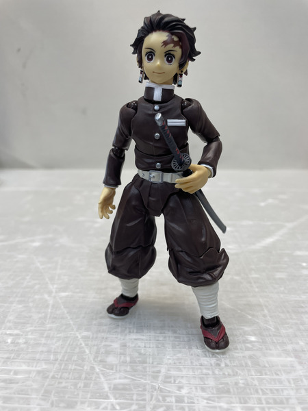 鬼滅の刃 BUZZmod. 竈門炭治郎 1/12 アクションフィギュア