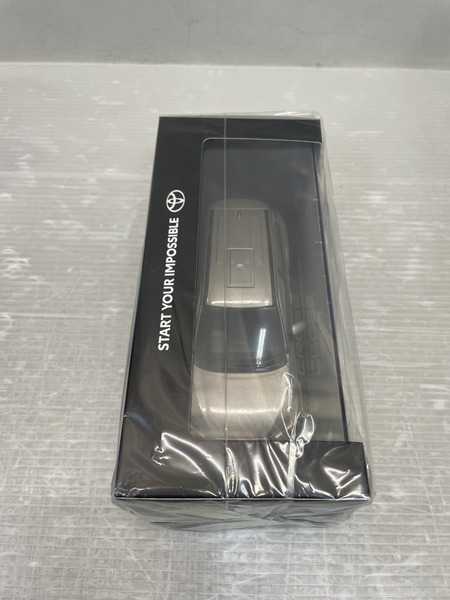 カラーサンプル カローラクロス 4V8[値下]