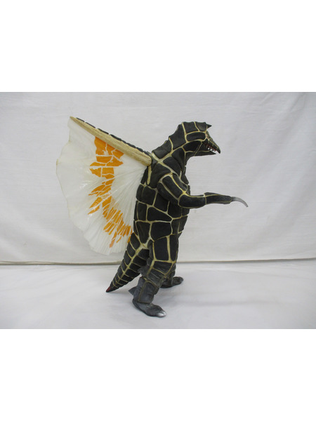 ウルトラマン ccp 彗星怪獣ドラコ