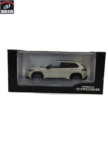 カラーサンプル カローラクロス クリアベージュメタリック　4Y3