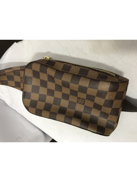 LV　ボディバッグ