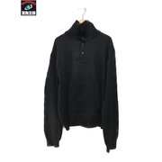 LV  タートルネックセーター