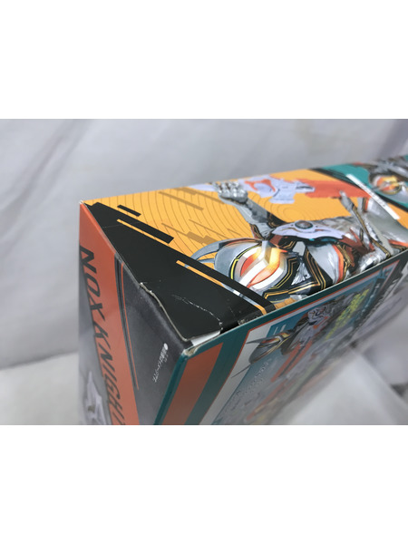 メーカー 仮面ライダー変身アイテム DXナイトインヴォーカーバックル＆ブレイカムバスターセット