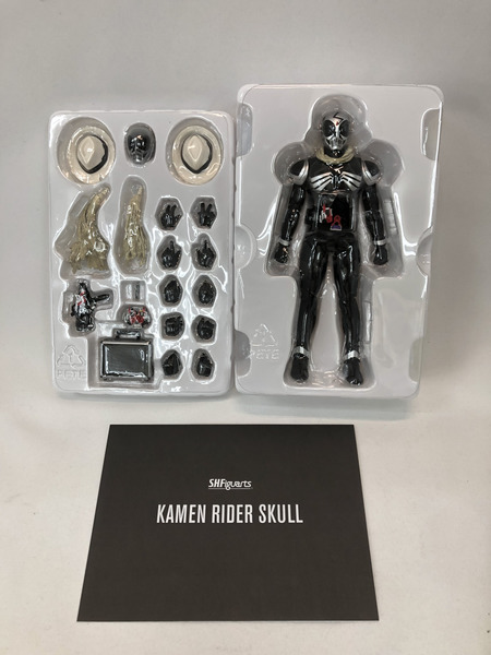 フィギュアーツ 真骨彫製法 仮面ライダースカル