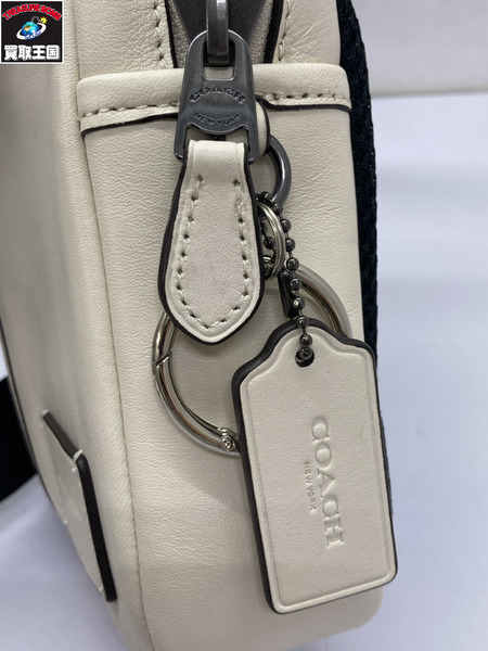 COACH EDGE L PACK SMALL/クロスボディバッグ/ホワイト [値下]