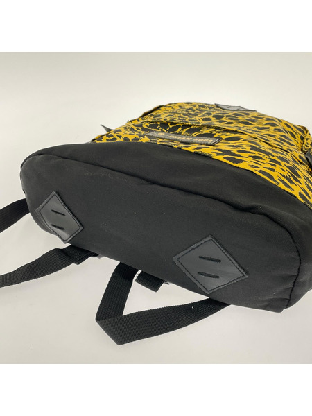 cream soda リュックサック・バックパック YELLOW PANTHER