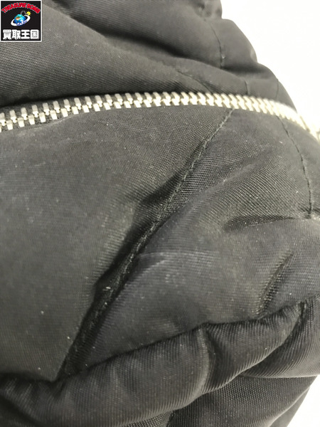 PRADA ハンドバッグ Re-NYLON キルティング 黒