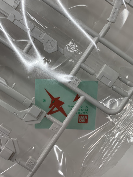 HGUC 1/144  RX-93 ニューガンダム 未組立 機動戦士ガンダム 逆襲のシャア νガンダム[値下]