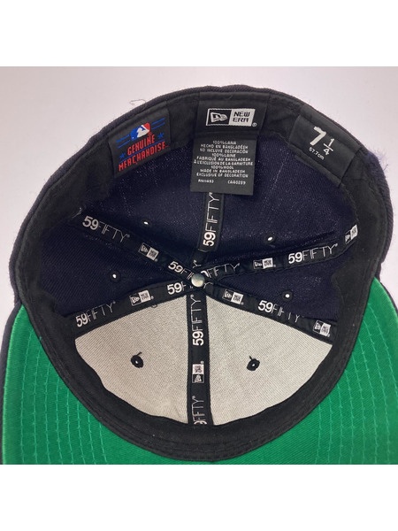 NEW ERA キャップ ×moma ネイビー