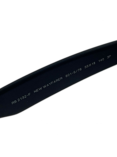 Ray-Ban ソノ他 RB 2132-F ブラック