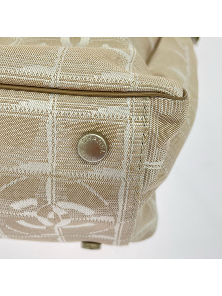 トートバッグ CHANEL ニュートラベル MM