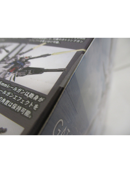 メーカー ガンダム GAT-X105 ストライクガンダム（再生機）