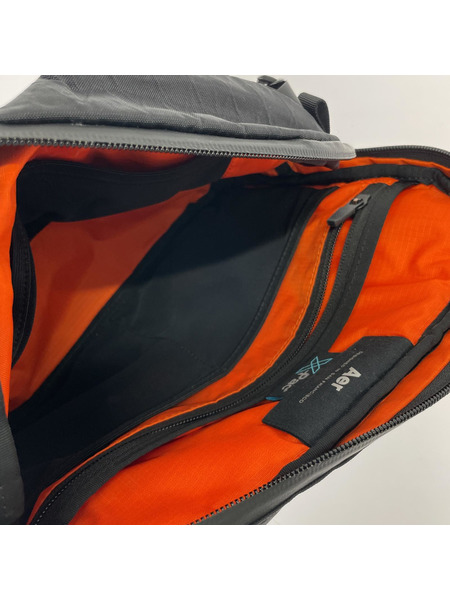 ボディバッグ Aer day sling 3