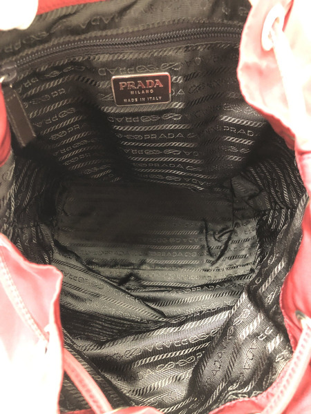 PRADA　ナイロンリュック　RED[値下]
