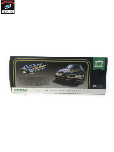 1/18スケールカー 1977 ポンティアック ファイヤーバード トランザム7000