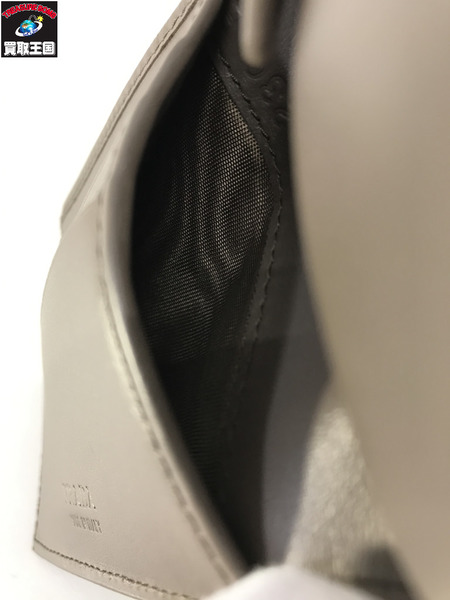 PRADA コンパクトウォレット コインポケット付き 二つ折り財布