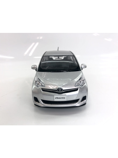 カラーサンプル　Ractis　シルバー[値下]