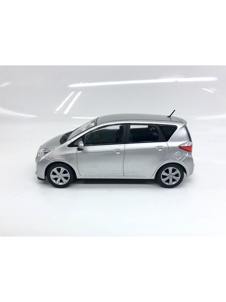 カラーサンプル　Ractis　シルバー[値下]