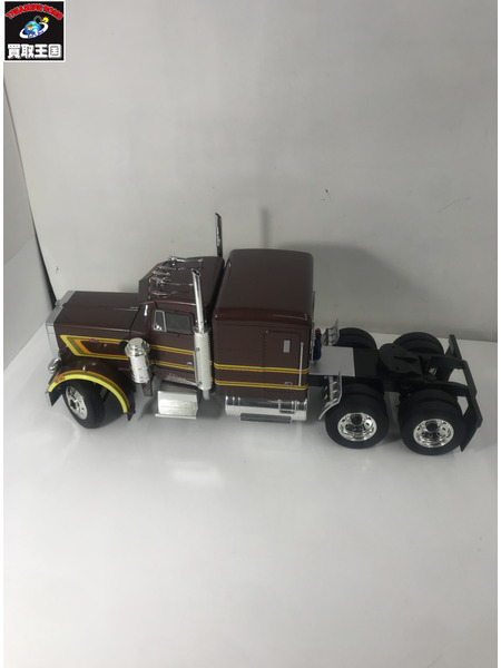 1/18スケールカー Peterbilt 359 1967(ブラウンメタリック)