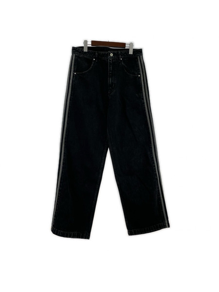 adidas デニム・ジーンズ DENIM FIREBIRD TRACKPANTS 黒