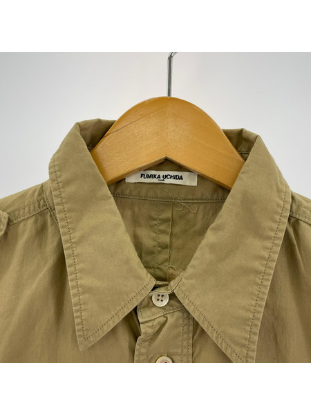 fumika uchida 長袖シャツ オフィサーシャツ ベージュ