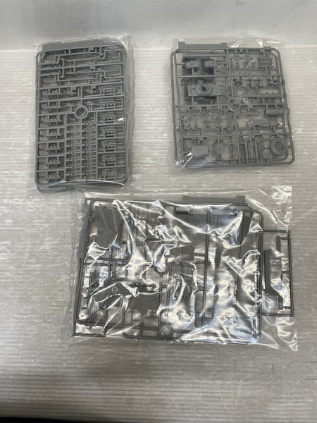DRAGON   1/35 WW.II ドイツ軍 ティーガーI 後期生産型 ヴィットマン