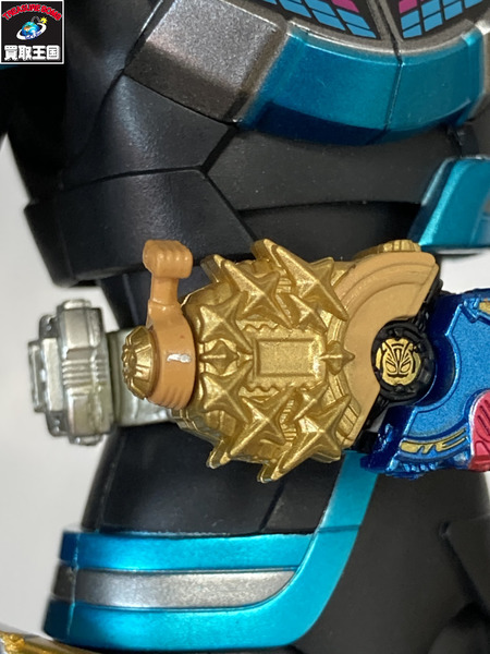 メーカー 仮面ライダーフィギュア S.H.Figuarts 仮面ライダーナーゴ フィーバービートフォーム