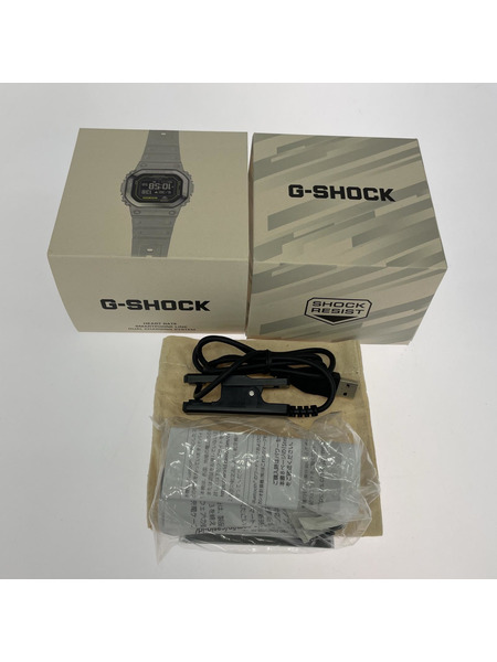 G-SHOCK G-SHOCK CASIO G-SHOCK G-SQUAD DW-H5600