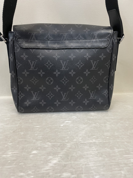 Louis Vuitton　モノグラム エクリプス ディストリクトPM ショルダーバッグ