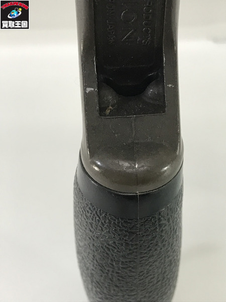 フェザーウェイト　チンピオングリップ　ブラウン