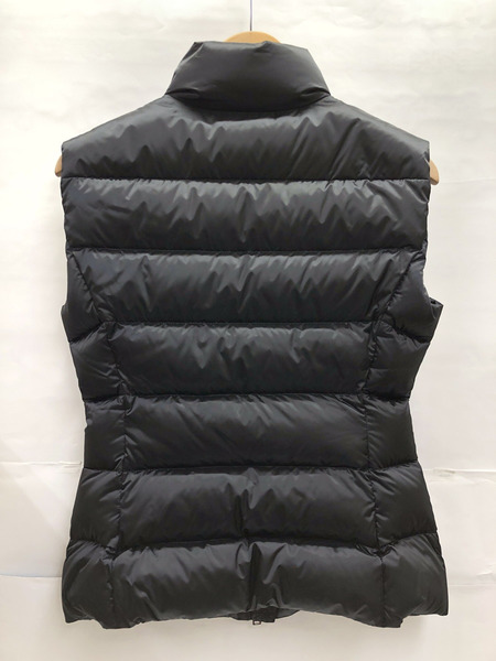 PRADA トライアングルロゴ ダウンベスト 黒 38