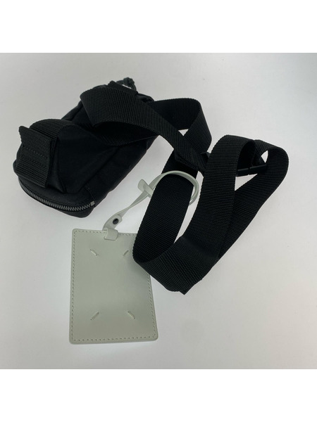 MAISON MARGIELA ボディバッグ 22年モデル ミニクロスボディバッグ 黒