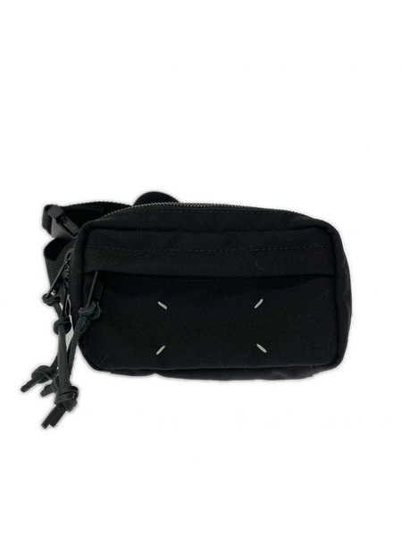 MAISON MARGIELA ボディバッグ 22年モデル ミニクロスボディバッグ 黒