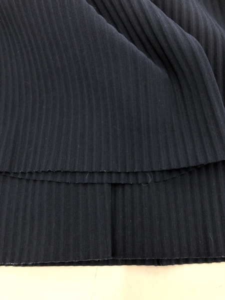 me ISSEY MIYAKE プリーツハーフパンツ ネイビー