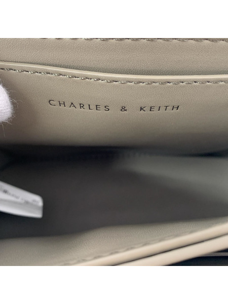 charles&keith ショルダーバッグ チェーンショルダーバッグ
