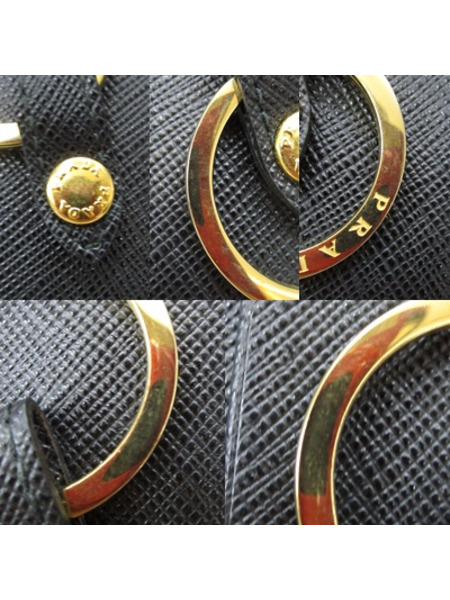 PRADA 4連キーケース
