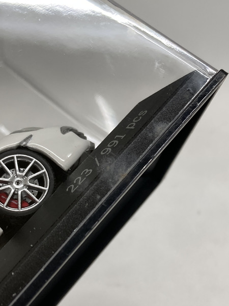  1/43 ポルシェ 911 カレラ S ホワイト