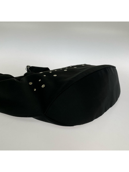 ボディバッグ theworldisyouroyster CHARMS Oyster Bag