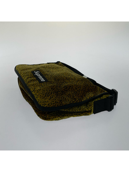 Supreme ショルダーバッグ 25AW Velvet Small Messenger Bag